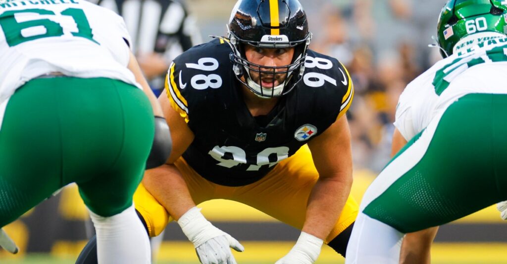 Dean Lowry Signs with New York Giants Practice Squad - SSBCrack