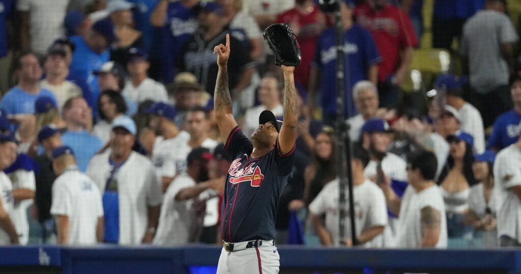 Harris, bullpen help Braves beat Dodgers 3-2 to even NLDS - The Atlanta Journal-Constitution