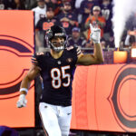 Cole Kmet injury update: Bears’ TE carted off field with knee injury - The Big Lead