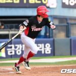KIA benches Kim Ho-ryung, Park Jeong-woo leads lefty-heavy lineup vs LG in Daegu bid - CHOSUNBIZ - Chosunbiz
