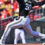 Tolhurst Allows Two Home Runs, Errors in LG's Semifinal Start - 조선일보