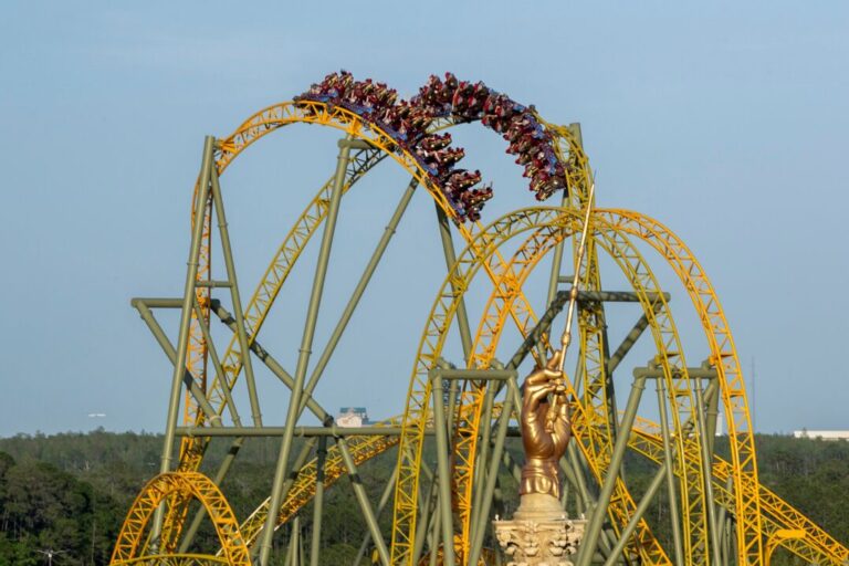 Georgia Mother Suing Universal Orlando After Son’s Injury on Roller Coaster - SSBCrack
