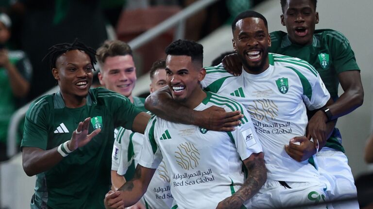 Al-Salami's first matches: Al-Ahli to face Al-Fateh without Mendy, Ibanez and the Gulf 27 champions - Goal.com