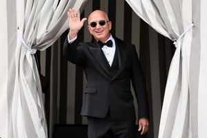 Bezos Earth Fund awards $25 million for Pacific conservation - qz.com
