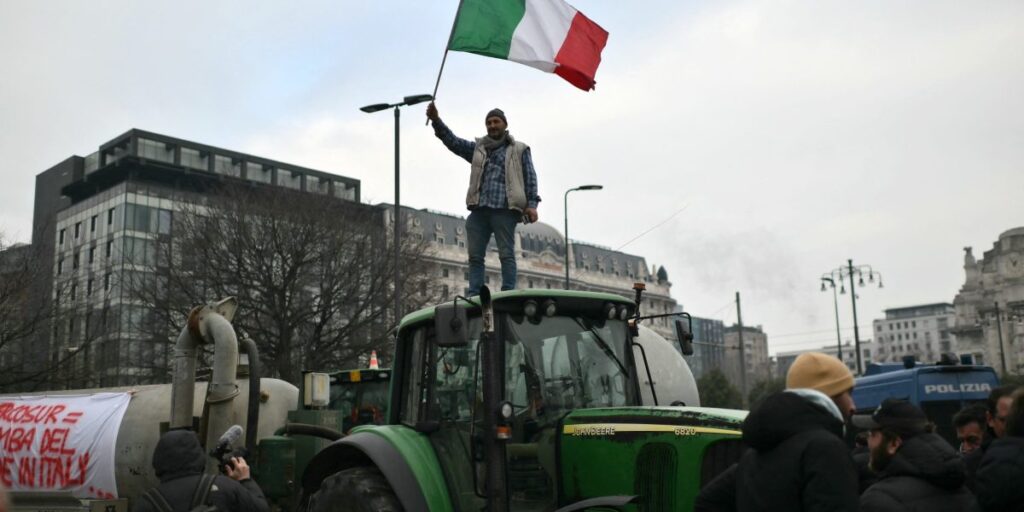 Italy’s inflation hits 5.4%, outpacing the U.S. and China, as a farmers’ revolt empties shelves of pasta and mozzarella - Fortune