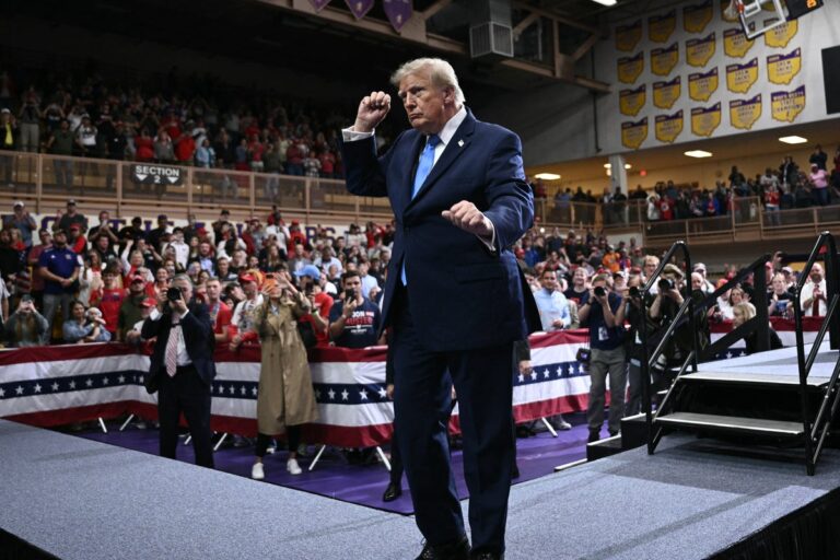 Trump attempts to fire up Ohio voters by saying he wants to shove a win up Dem’s ‘a**es’ - The Independent