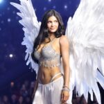 Kylie Jenner Debuts on the Victoria’s Secret Runway in its $50 Million Fantasy Bra - Vogue