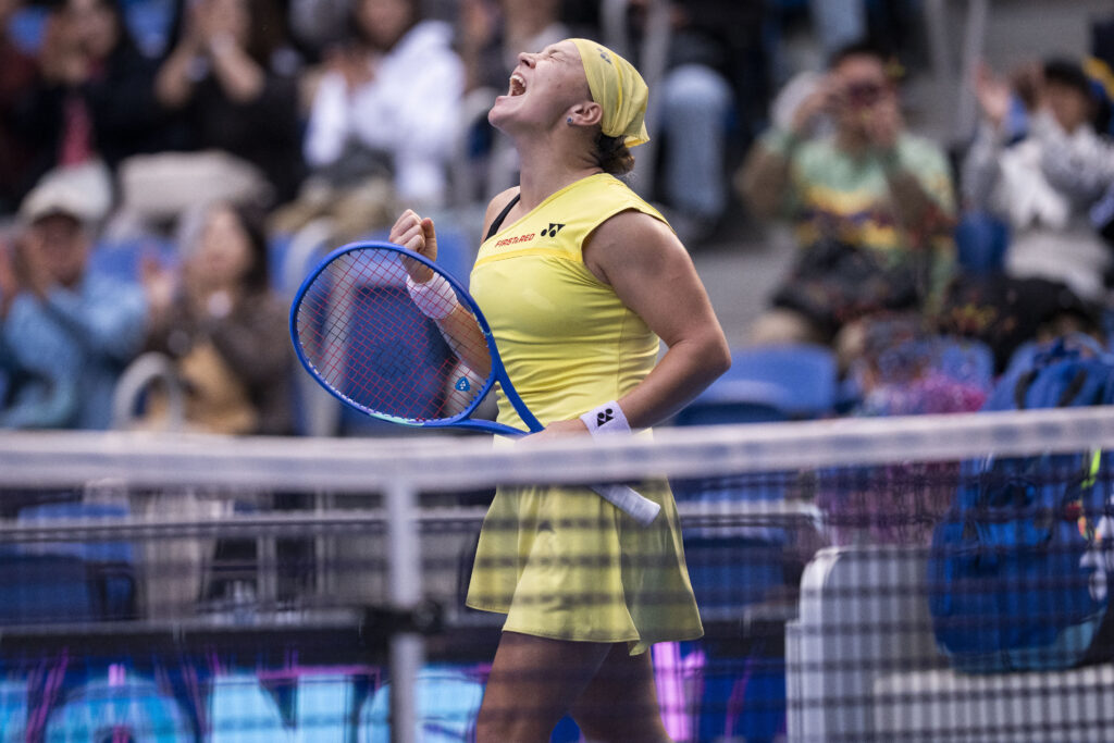 Shnaider, Fernandez win big points down the stretch to set up Tokyo Final showdown - WTA Tennis