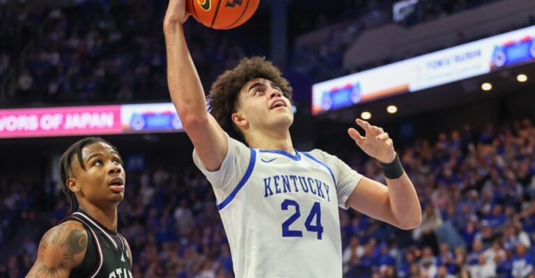 Kentucky vs. Little Rock game discussion and pregame reading - A Sea Of Blue