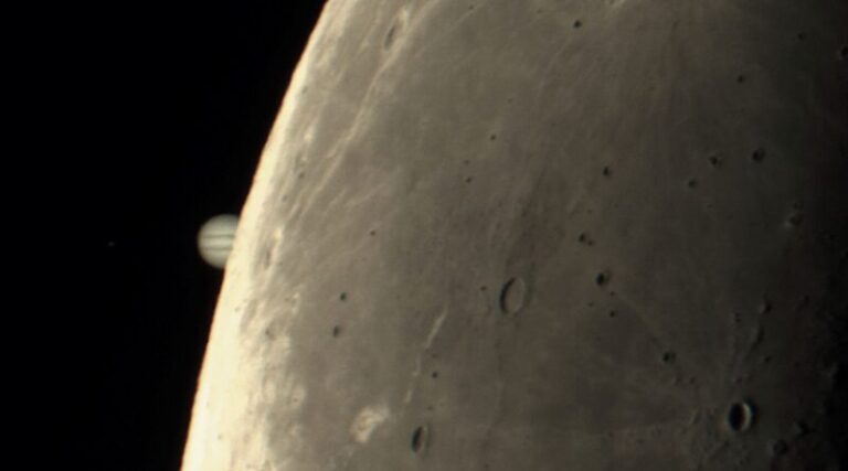 Moon and Jupiter pics here! A cosmic hide-and-seek - EarthSky