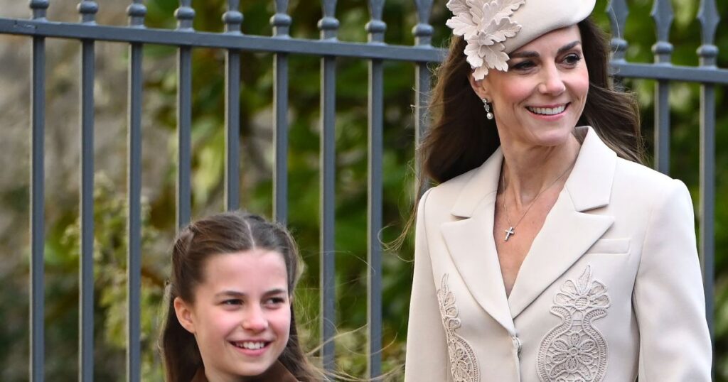Kate Middleton and Princess Charlotte Spotted on London Tube Ride During Rare Mother-Daughter Outing - Us Weekly