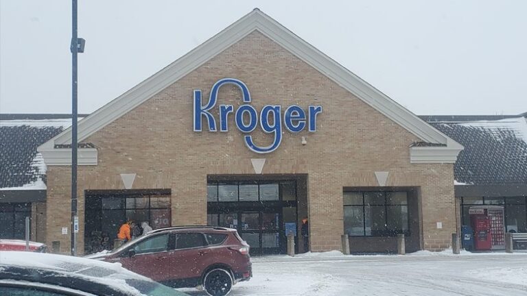 Kroger Layoffs: Retail Giant To Cut 3,000 Corporate Jobs in Massive 3-Year Overhaul - LatestLY