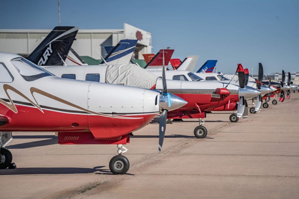 Piper PA-46 Owners Enjoy PMOPA Convention Safety and Sharing Benefits - Aviation International News