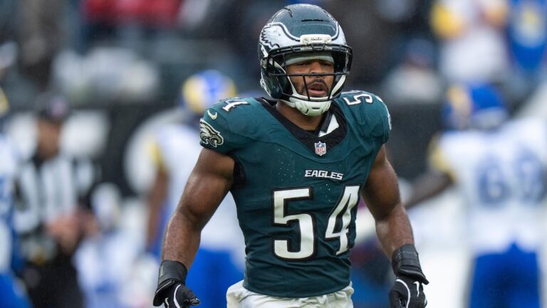Jeremiah Trotter Jr., Bryan Thomas Jr. Ejected After Massive Fight to Start Eagles-Jags in London - Bleacher Report