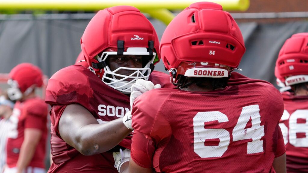 Oklahoma Sooners OL Sean Hutton Hospitalized After Collapsing At Practice - BroBible