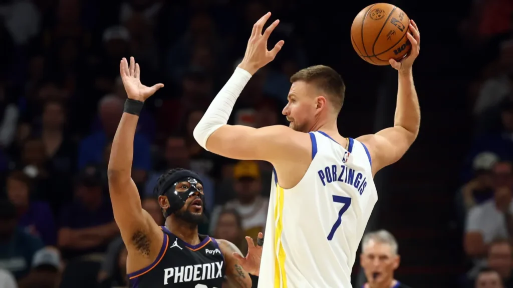 Warriors get bad Kristaps Porzingis injury news before season opener vs. Lakers - Sporting News
