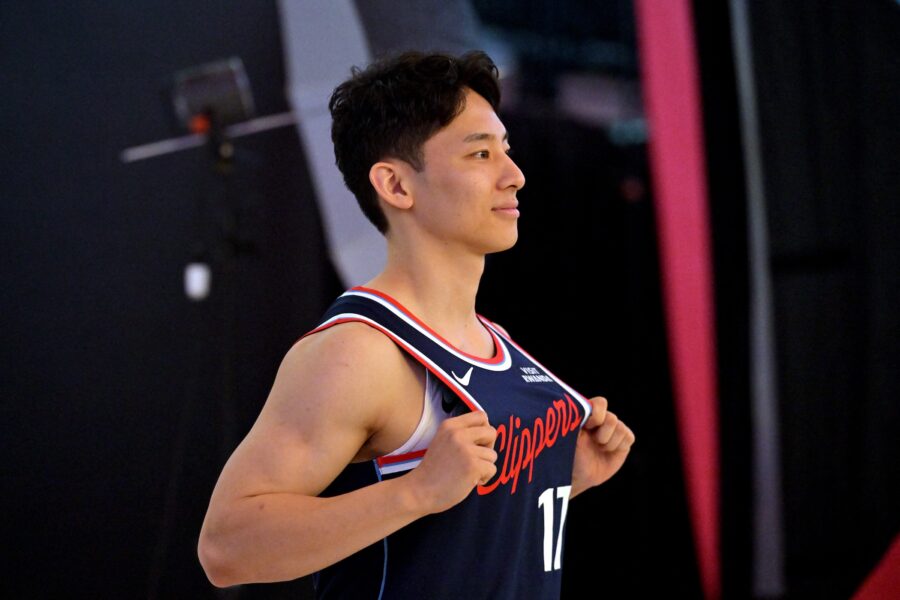 Clippers Waive Yuki Kawamura - Hoops Rumors