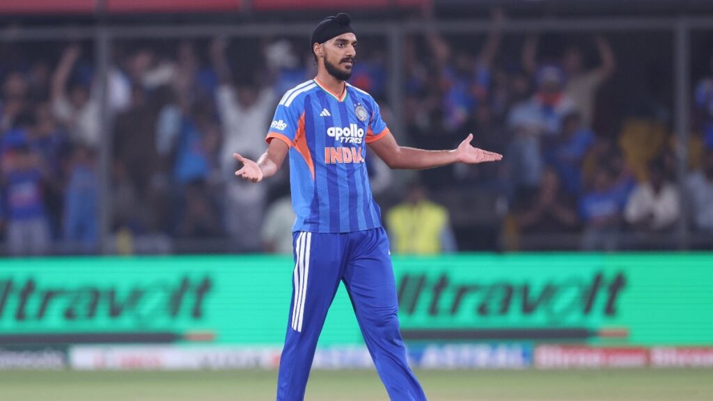 India vs West Indies 3rd T20I Live Score: Arshdeep leads India's bowling redemption in 14-run win at Indore - India Today