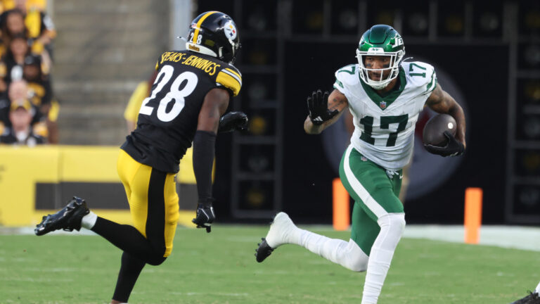 New York Jets Activate Veteran Wide Receiver Tim Patrick, Will See Action in Cleveland Game - Yardbarker