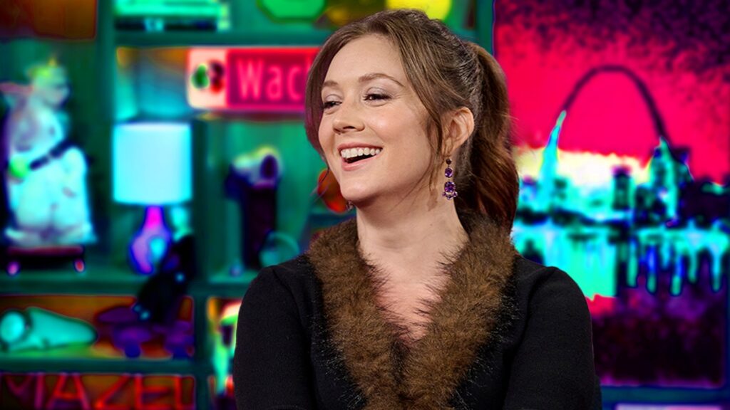 Billie Lourd & Leslie Grossman Rate Their Past Fashions - Bravo