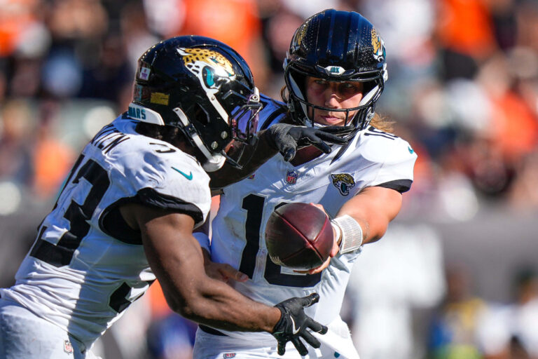 Jaguars Anytime Touchdown Scorer Picks: Best Bets vs. Eagles - Covers.com