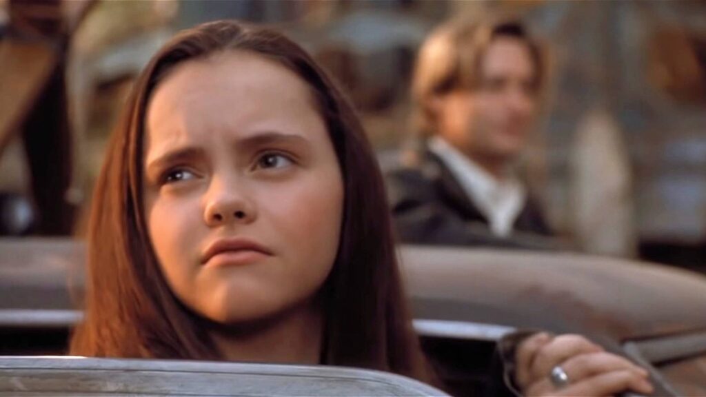 'Wednesday' Star's Beloved '90s Cult Classic Officially Returns From the Dead - Collider