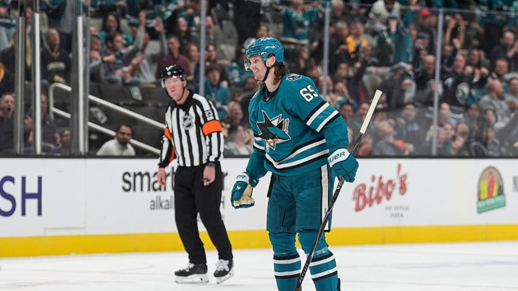 BOS@SJS: Trouba scores goal against Jeremy Swayman - NHL.com