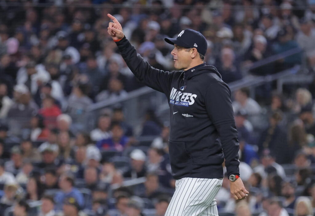 Yankees Make Decision on Aaron Boone For 2027 Season - roundtable.io