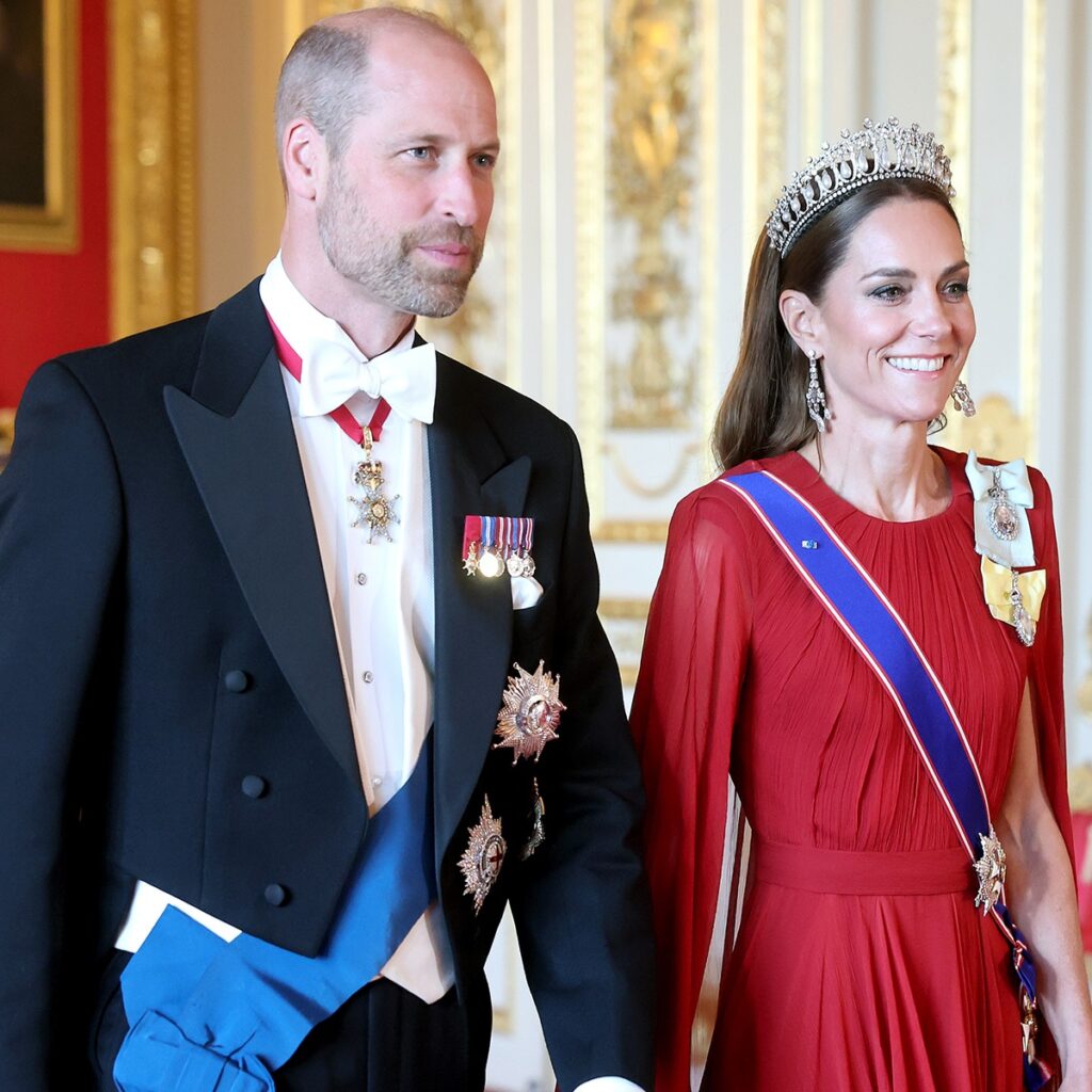 Prince Louis, Princess Charlotte Have Twinning Moment in Royally Sweet Family Photo - E! News