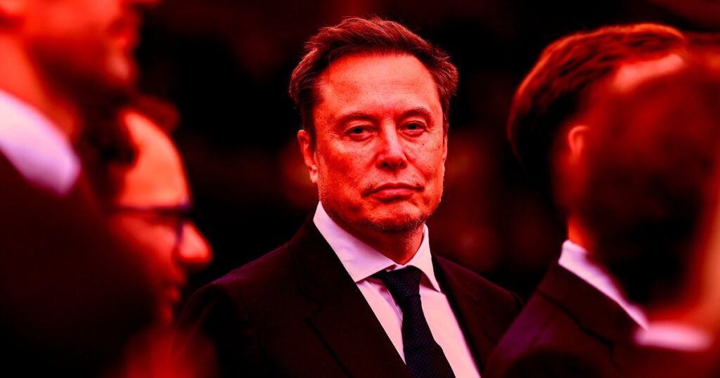 Elon Musk Says It Was the Pentagon That Shut Down Starlink for the Ukrainian Military - Futurism