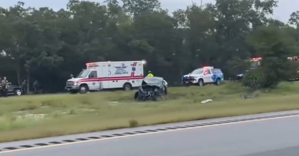 Tesla confirms Autopilot/FSD was ‘engaged’ when car crossed a median and killed a man - Electrek