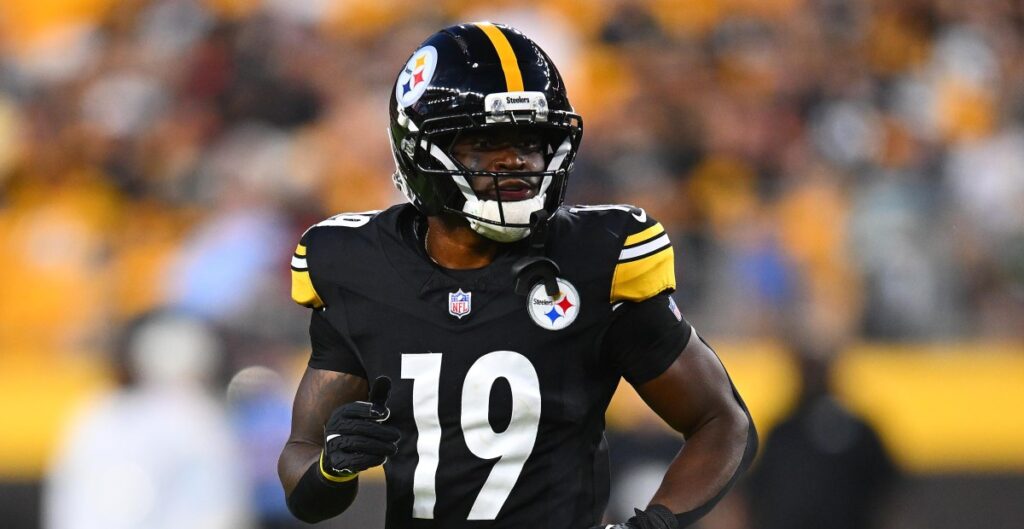 Steelers re-sign familiar face at CB - Behind the Steel Curtain