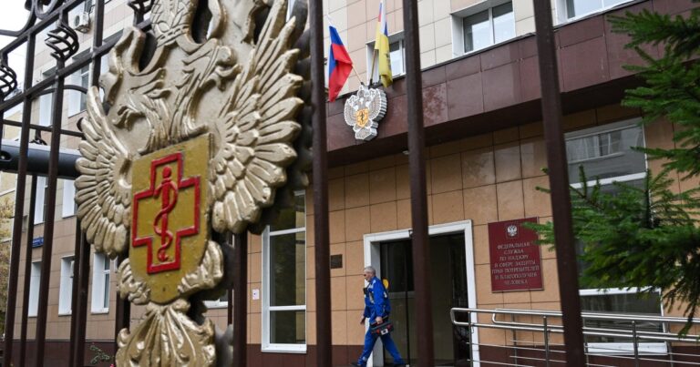 What to know about plague amid reports of Russian lab worker's death - CBS News