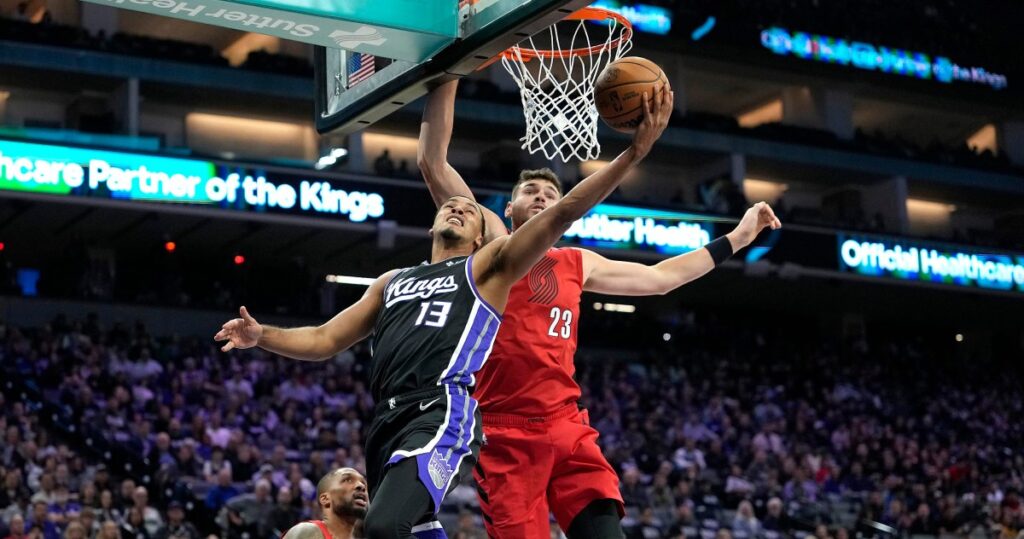 Blazers Survive Shaky Outing, Defeat Kings - Blazer's Edge
