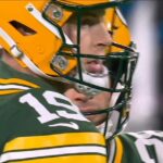 Packers fans let Smack hear it after he misses the PAT - TSN