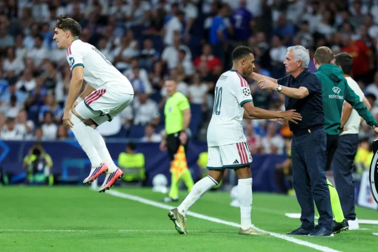 Mourinho lashes out at 'ridiculous' criticism of Mbappe - Yahoo