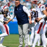 Work with Running Back Corey Kiner Highlights Mike Vrabel's Top Asset as Patriots Head Coach - Yahoo Sports