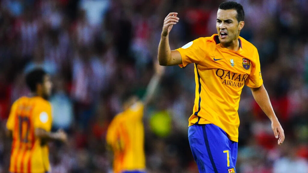 Xavi, Laporta pay tribute as Pedro bids farewell to professional career at Camp Nou: ‘Thought about bringing him back…’ - Yahoo Sports
