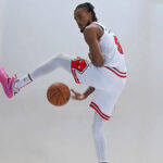 Bulls’ Tiago Splitter throws cold water on preseason Nic Claxton return - Yahoo Sports