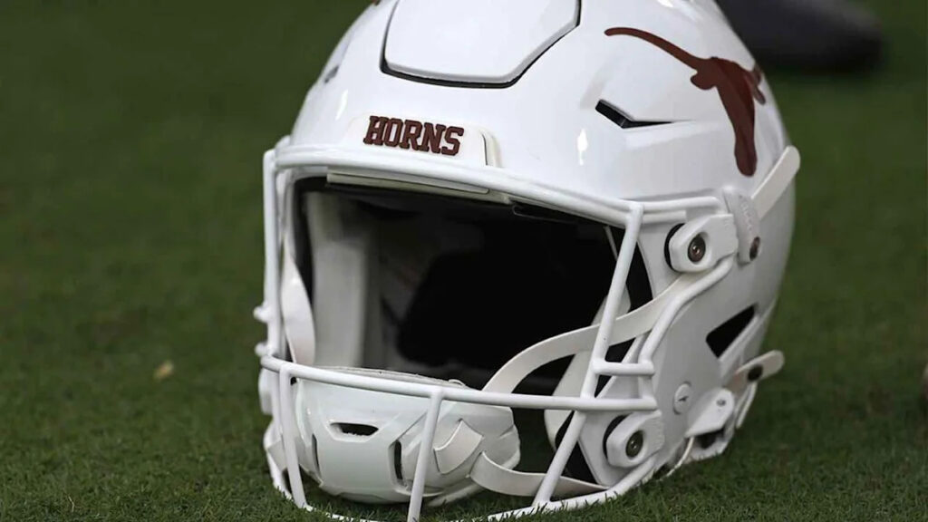 College GameDay isn’t expecting Texas to be upset by Oklahoma - Yahoo Sports