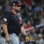 Guardians manager Stephen Vogt’s foolish decision immediately backfires in Game 3 vs. White Sox - Yahoo Sports