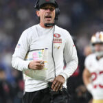 “Gets His Team in Trouble”: Ex-NFL Player Believes Kyle Shanahan Won’t Win the Super Bowl After Criticizing HC’s Coaching Flaw - Yahoo Sports