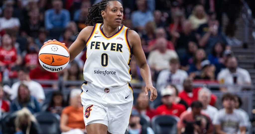 Kelsey Mitchell: 'I have to be selfish' for 2027 Fever free agency decision - Yahoo Sports