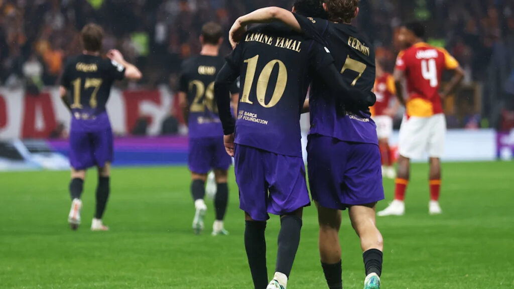Watch: Lamine Yamal’s incredible brace of assists vs Galatasaray - Yahoo Sports
