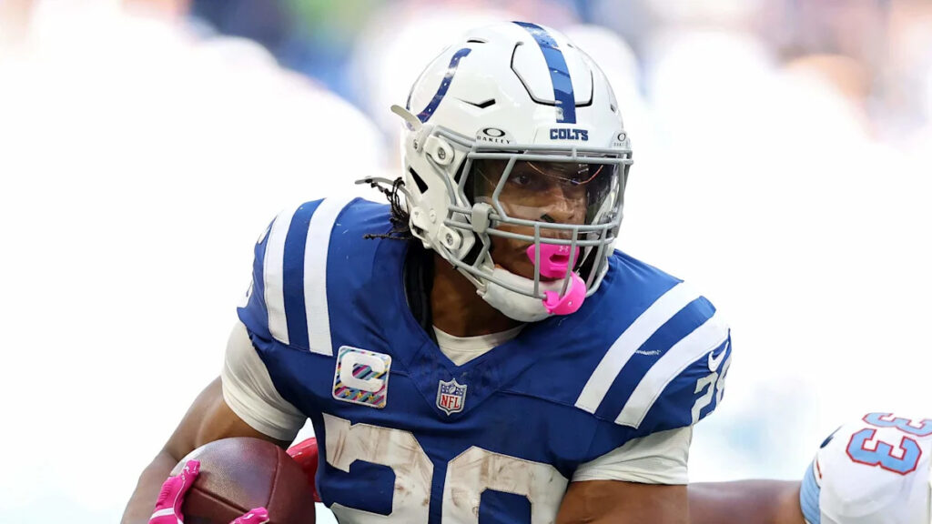 Seahawks Get Bad News on Rumored All-Pro Running Back Trade Target - Yahoo Sports