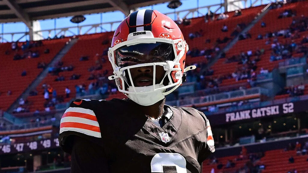 Browns Trade Pitch Would Send Shedeur Sanders Back to Familiar Spot - Yahoo Sports