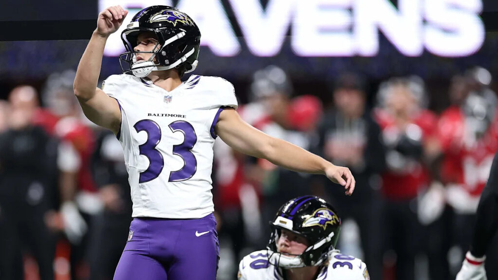 Ravens Can Make ‘All-Pro Caliber’ Trade to Fix Tyler Loop Problem - Yahoo Sports