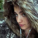 Margaret Qualley’s Chanel Micro Miniskirt Rides High on Her Thighs - Yahoo