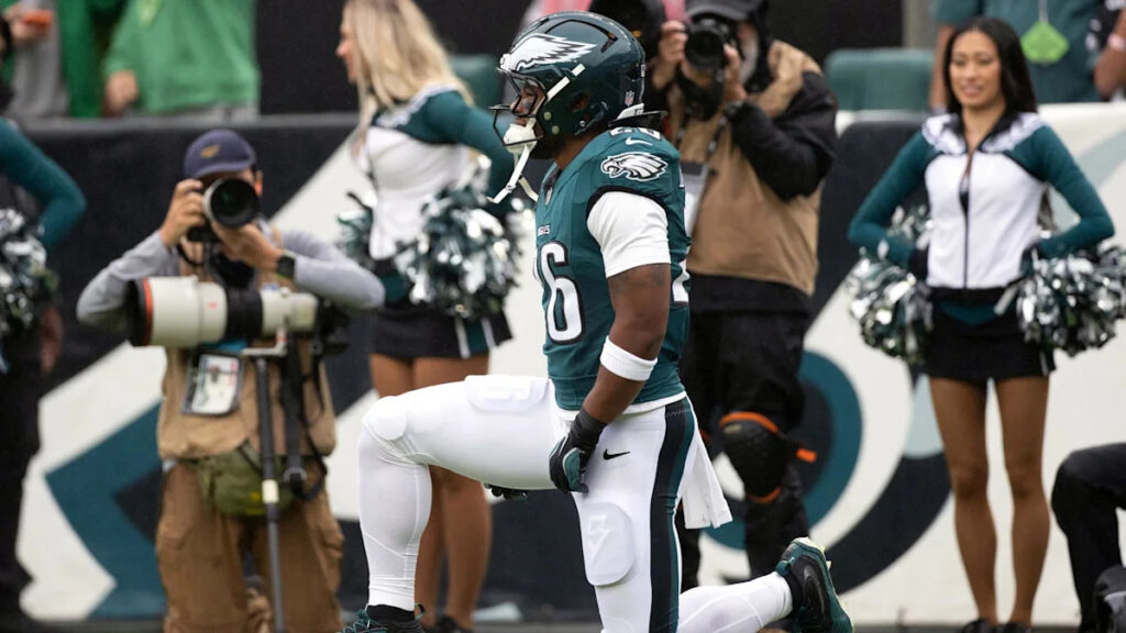 Eagles Must Pursue RB Options After Saquon Barkley and Tank Bigsby Injuries - Yahoo Sports