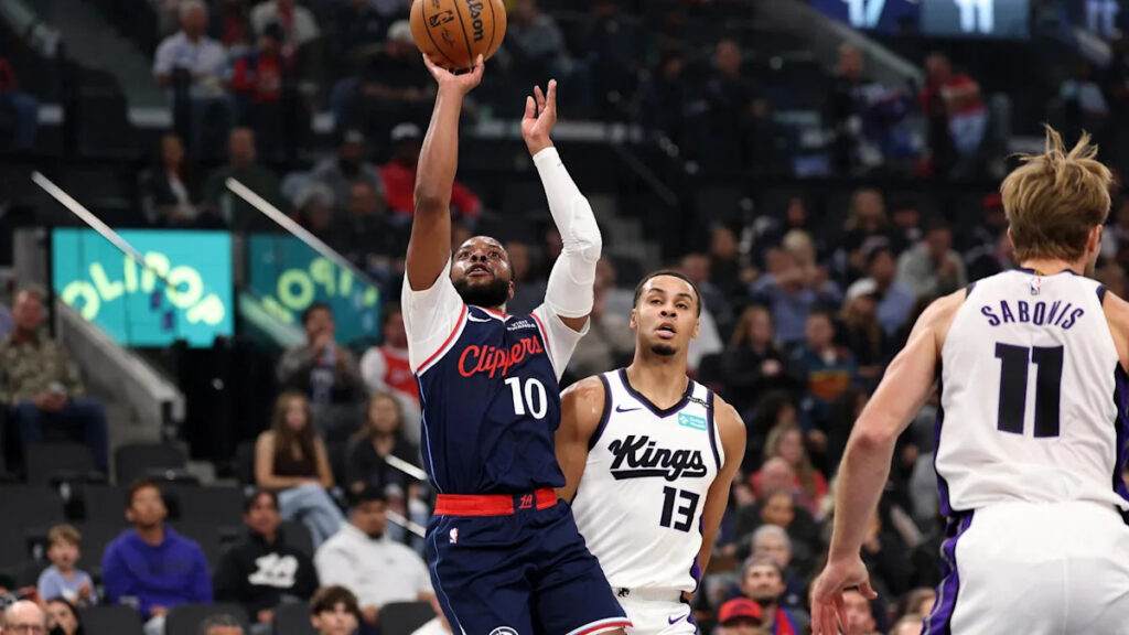 Is the Kings’ Role for Murray Causing His Decline? - Yahoo Sports